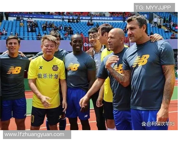 新闻记者如何揭示足球明星背后的故事与挑战 新闻记者如何揭示足球明星背后的故事与挑战